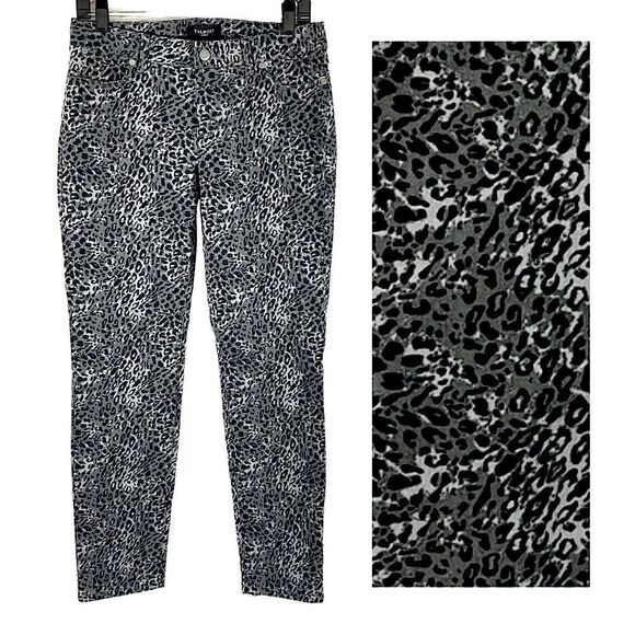 Talbots Jeans Size 4 Leopard Stretch Straight Leg Denim NWT - Picture 2 of 12